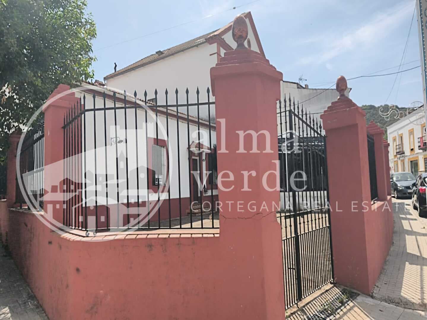 Casa céntrica de esquina frente a la estación - Imagen 15