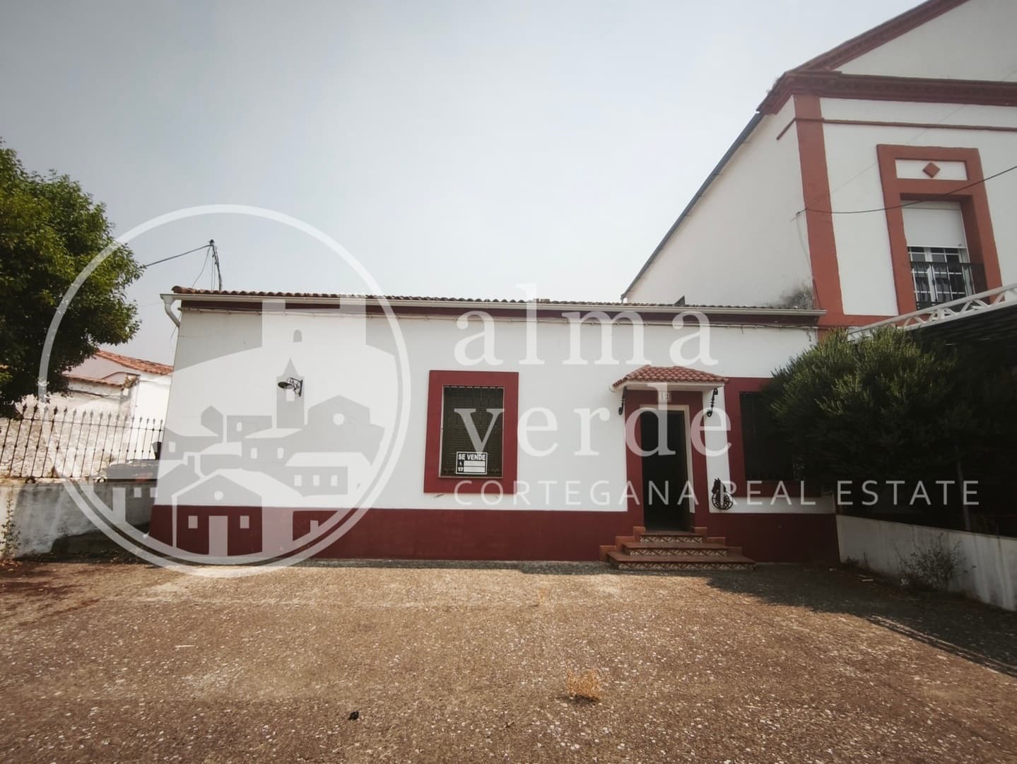 Casa céntrica de esquina frente a la estación - Imagen 14